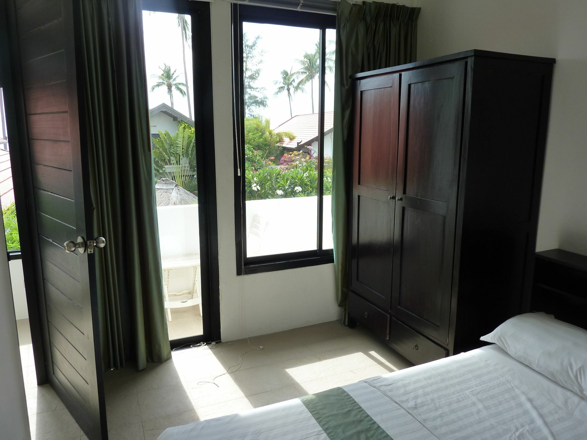 西那兰卡公寓酒店 Ko Lanta 外观 照片